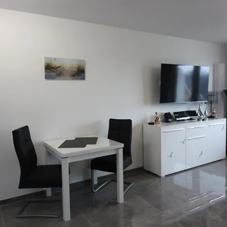 Haus Norderhoog 54 아파트 *